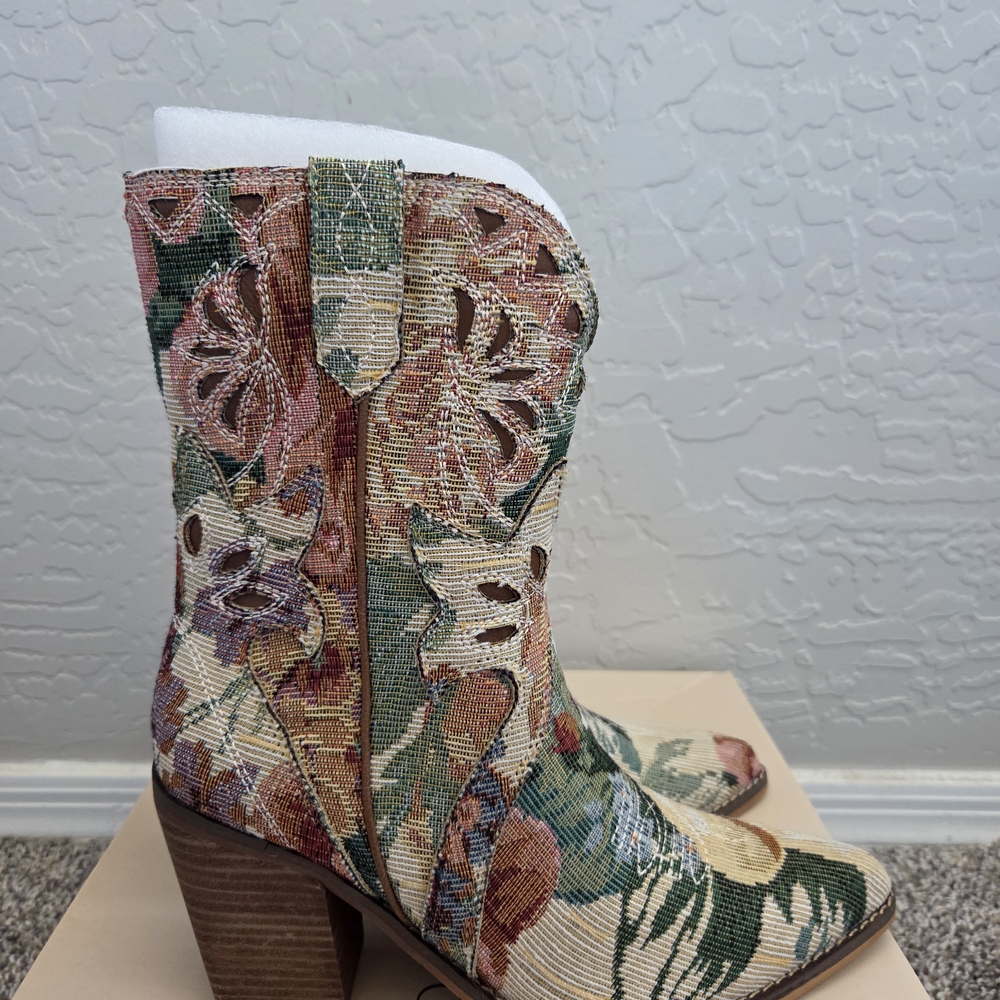 Floral Tapestry Heeled Boots